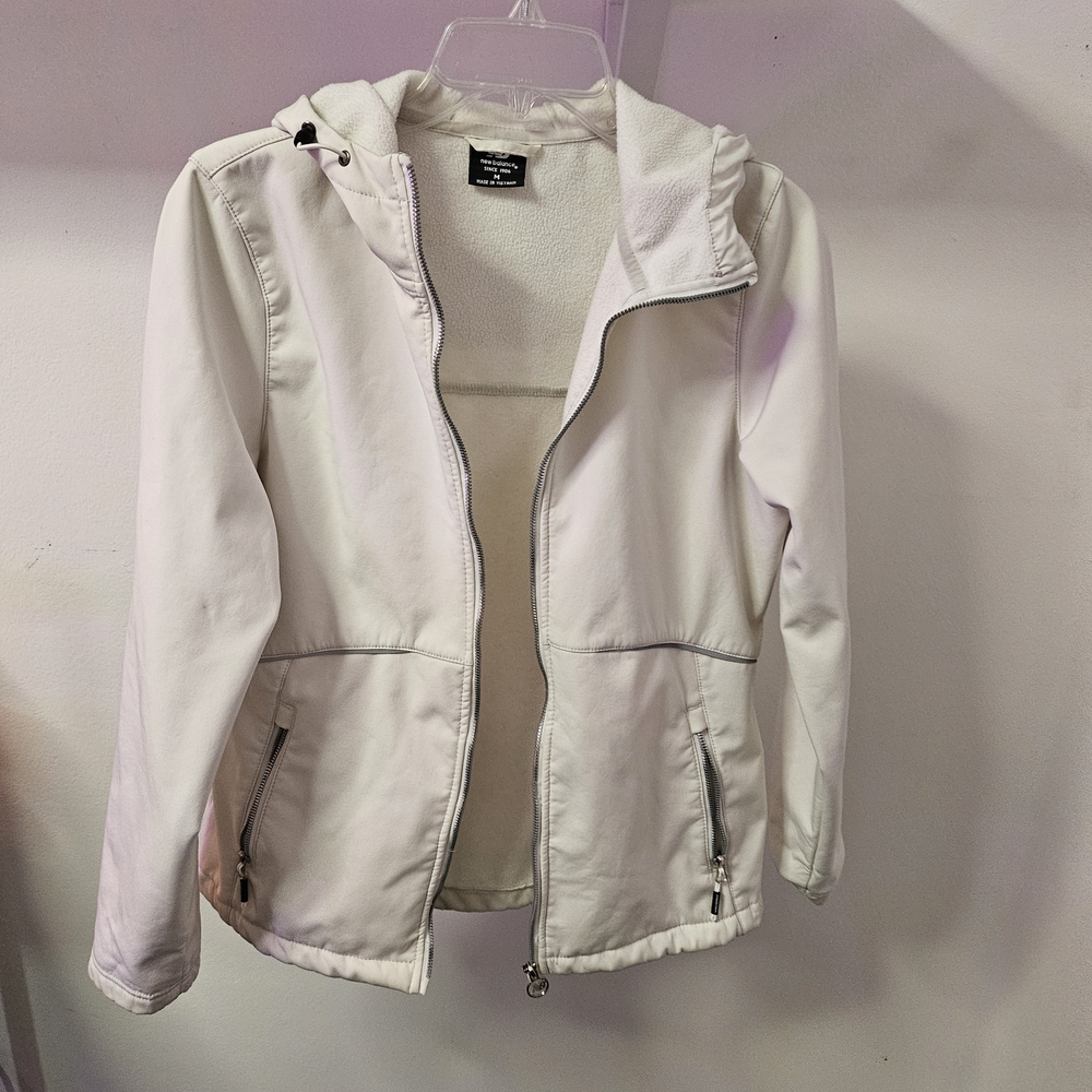New Balance Women's Cream Utility Jacket